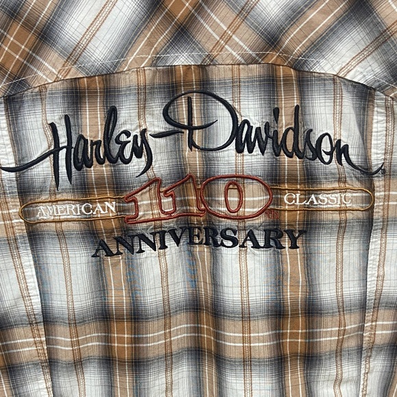 Harley-Davidson Tan and Black Plaid Shirt - Picture 6 of 7